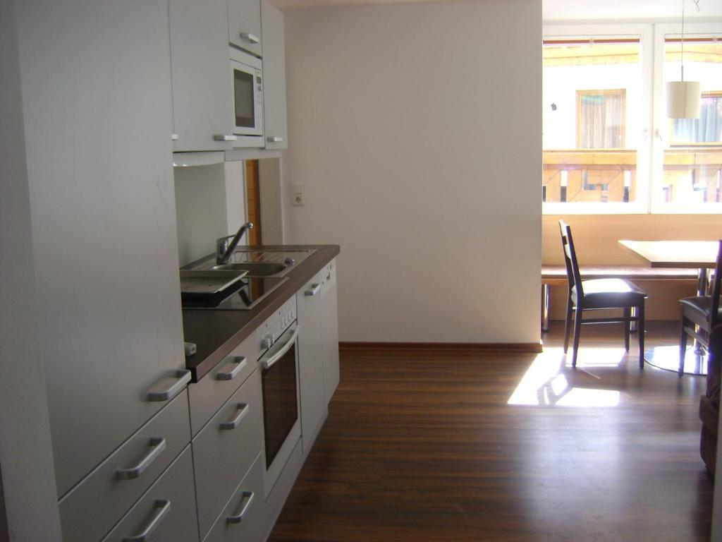 Almandin Apartments Ischgl Zimmer foto