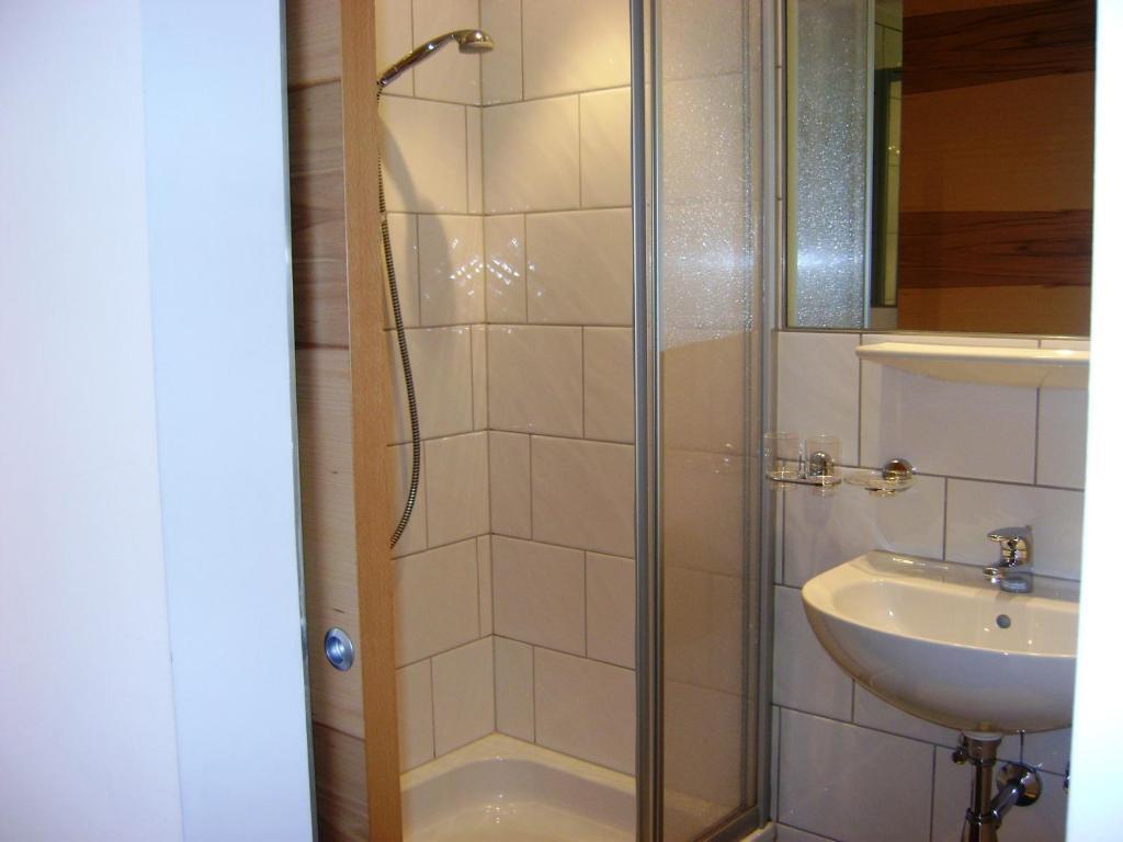 Almandin Apartments Ischgl Zimmer foto