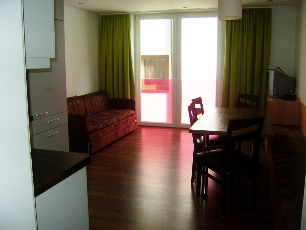 Almandin Apartments Ischgl Zimmer foto